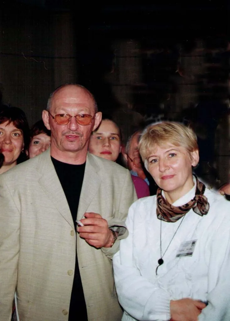 Это изображение имеет пустой атрибут alt; его имя файла - 02-ergst-muldashev-2001-017a-733x1024.jpg