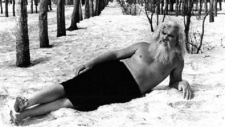 Это изображение имеет пустой атрибут alt; его имя файла - na-snegu-ivanov.jpeg